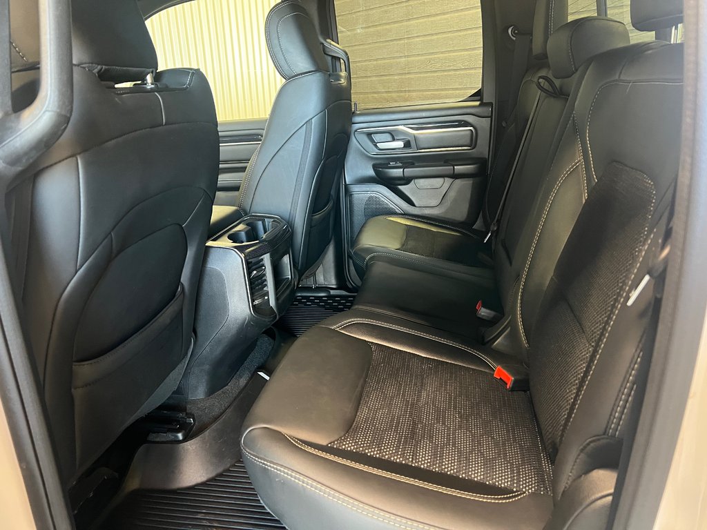Ram 1500 SPORT**4X4/AWD**QUAD CAB**BOX 6'4**V8 5.7L** 2020 à Saint-Eustache, Québec - 19 - w1024h768px