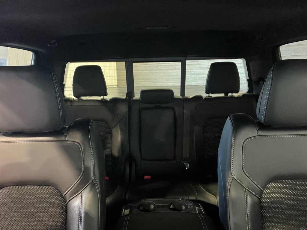 Ram 1500 SPORT**4X4/AWD**QUAD CAB**BOX 6'4**V8 5.7L** 2020 à Saint-Eustache, Québec - 20 - w1024h768px