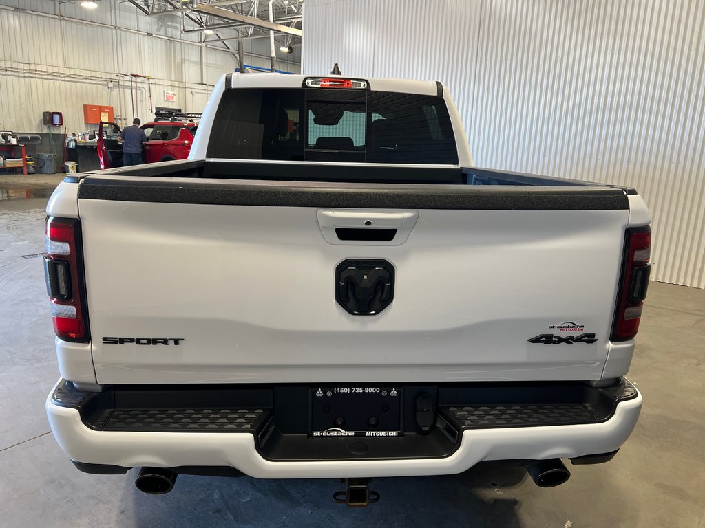 Ram 1500 SPORT**4X4/AWD**CREW CAB**BOITE 5'7**V8 5.7L** 2022 à Saint-Eustache, Québec - 4 - w1024h768px