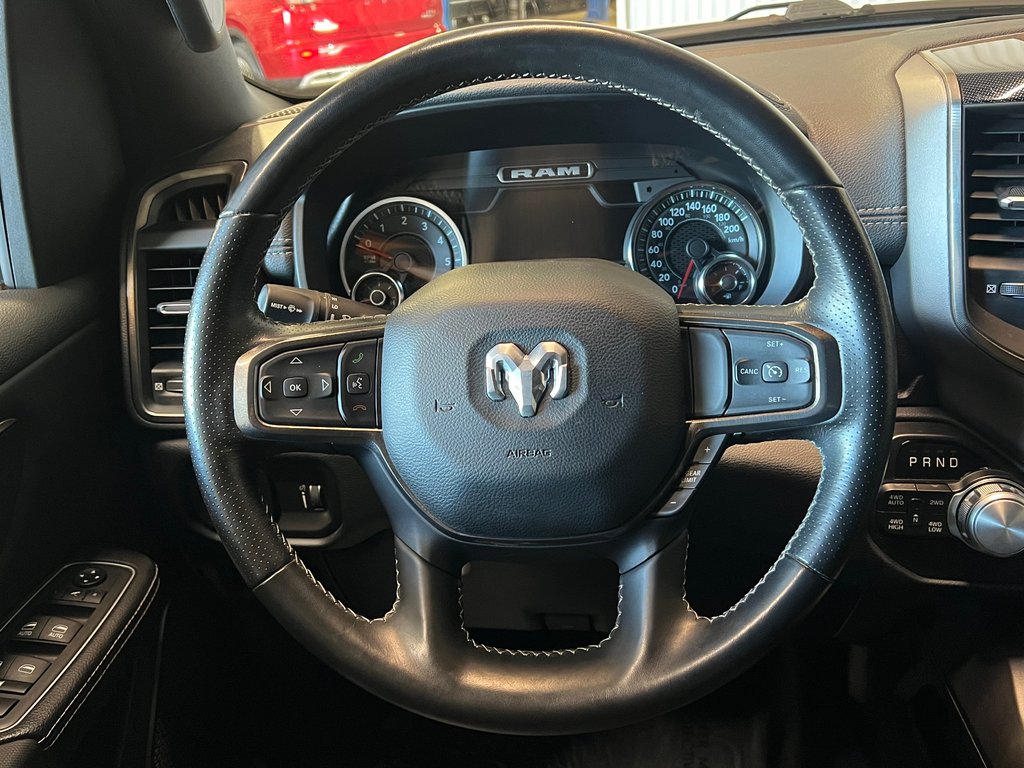 Ram 1500 SPORT**4X4/AWD**CREW CAB**BOITE 5'7**V8 5.7L** 2022 à Saint-Eustache, Québec - 24 - w1024h768px