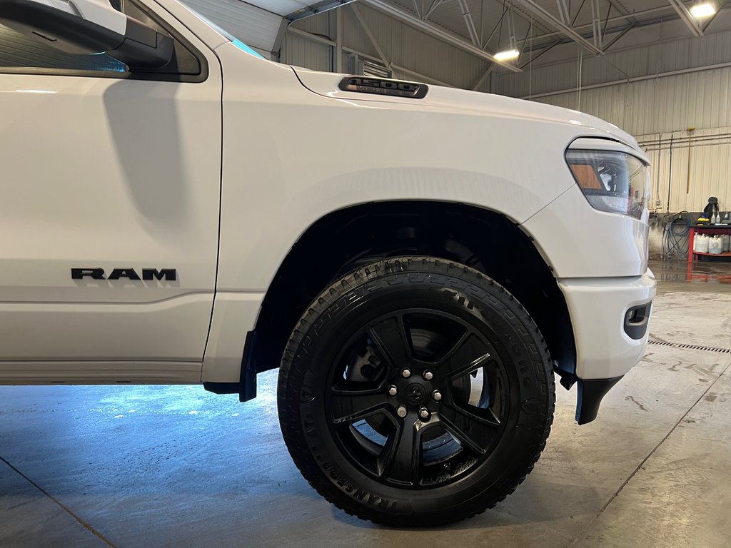 Ram 1500 SPORT**4X4/AWD**CREW CAB**BOITE 5'7**V8 5.7L** 2022 à Saint-Eustache, Québec - 7 - w1024h768px