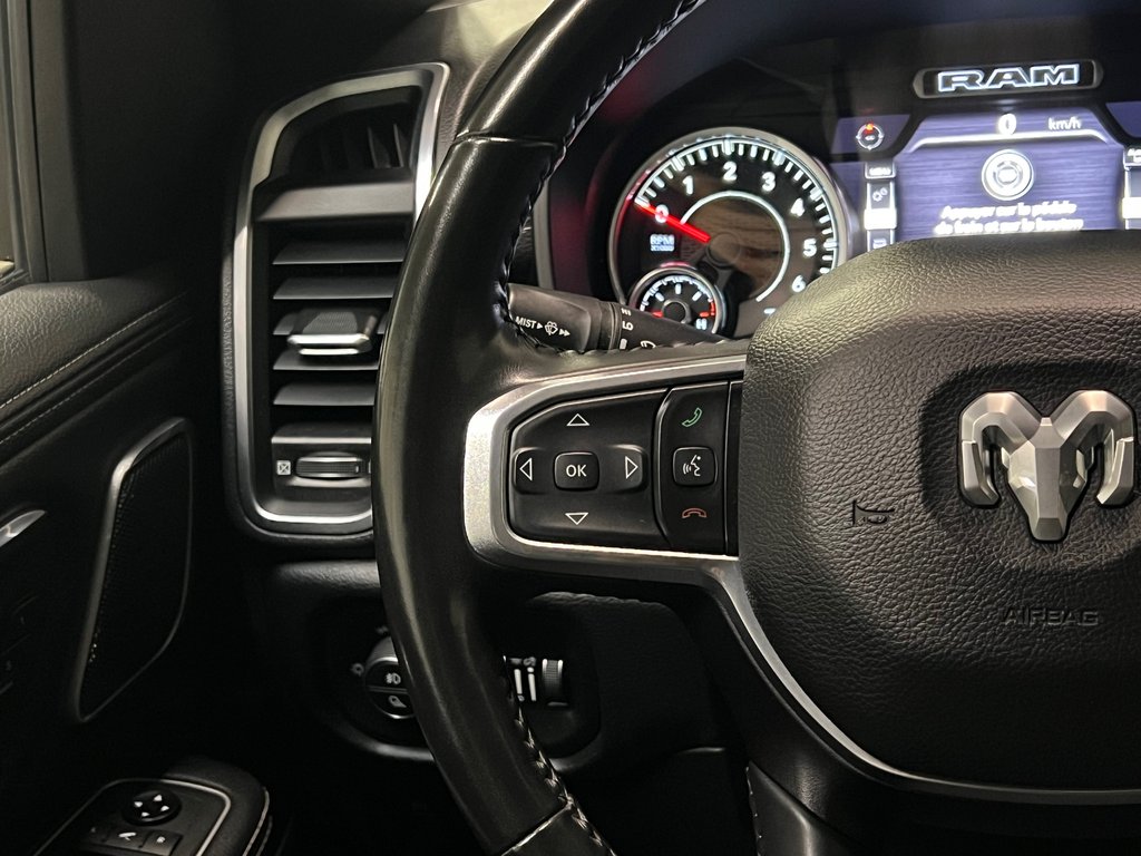 2022 Ram 1500 LARAMIE**4X4**CREW CAB**V8 HEMI **AIR SUSPENSION in Saint-Eustache, Quebec - 37 - w1024h768px