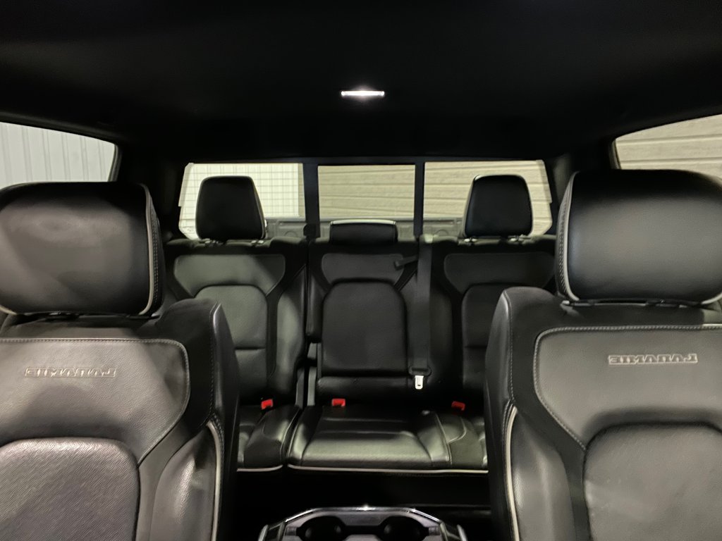 2022 Ram 1500 LARAMIE**4X4**CREW CAB**V8 HEMI **AIR SUSPENSION in Saint-Eustache, Quebec - 30 - w1024h768px