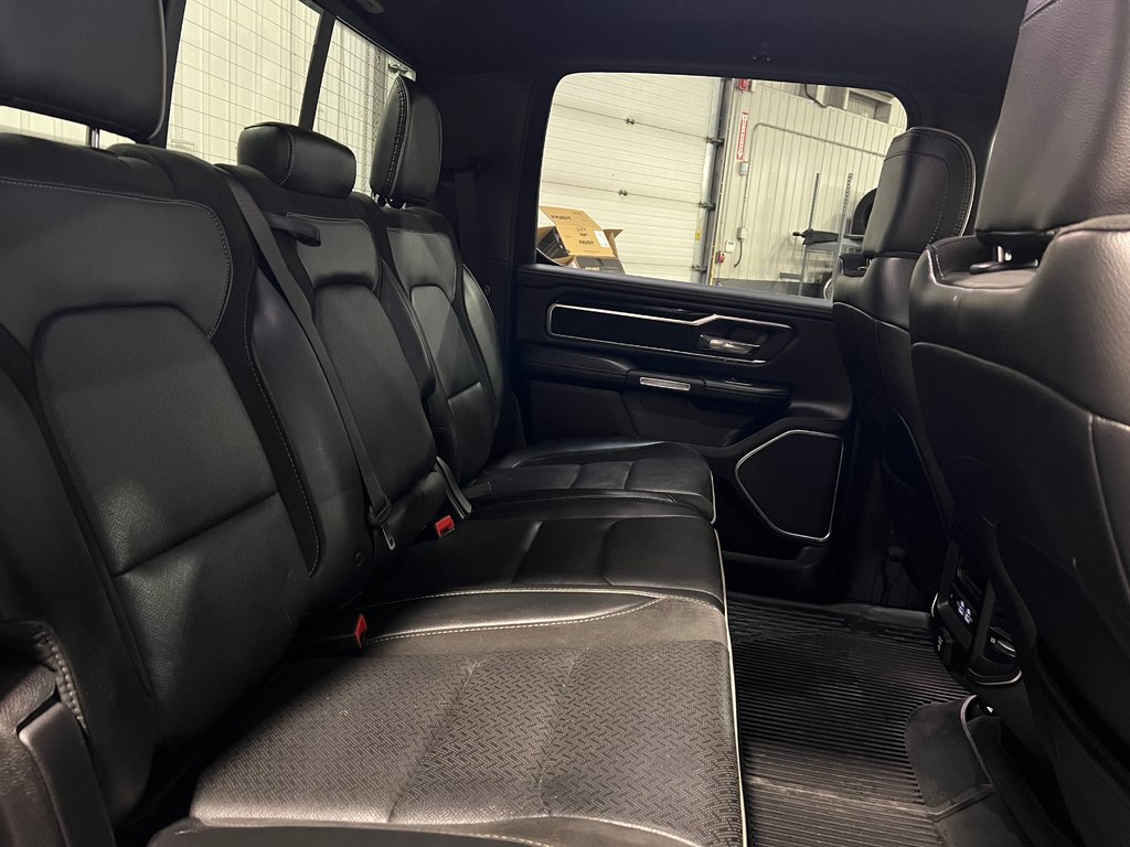 2022 Ram 1500 LARAMIE**4X4**CREW CAB**V8 HEMI **AIR SUSPENSION in Saint-Eustache, Quebec - 15 - w1024h768px