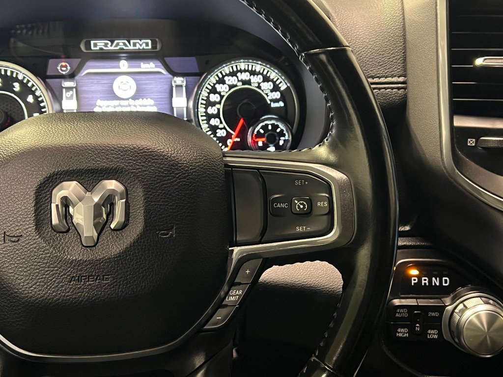 2022 Ram 1500 LARAMIE**4X4**CREW CAB**V8 HEMI **AIR SUSPENSION in Saint-Eustache, Quebec - 38 - w1024h768px