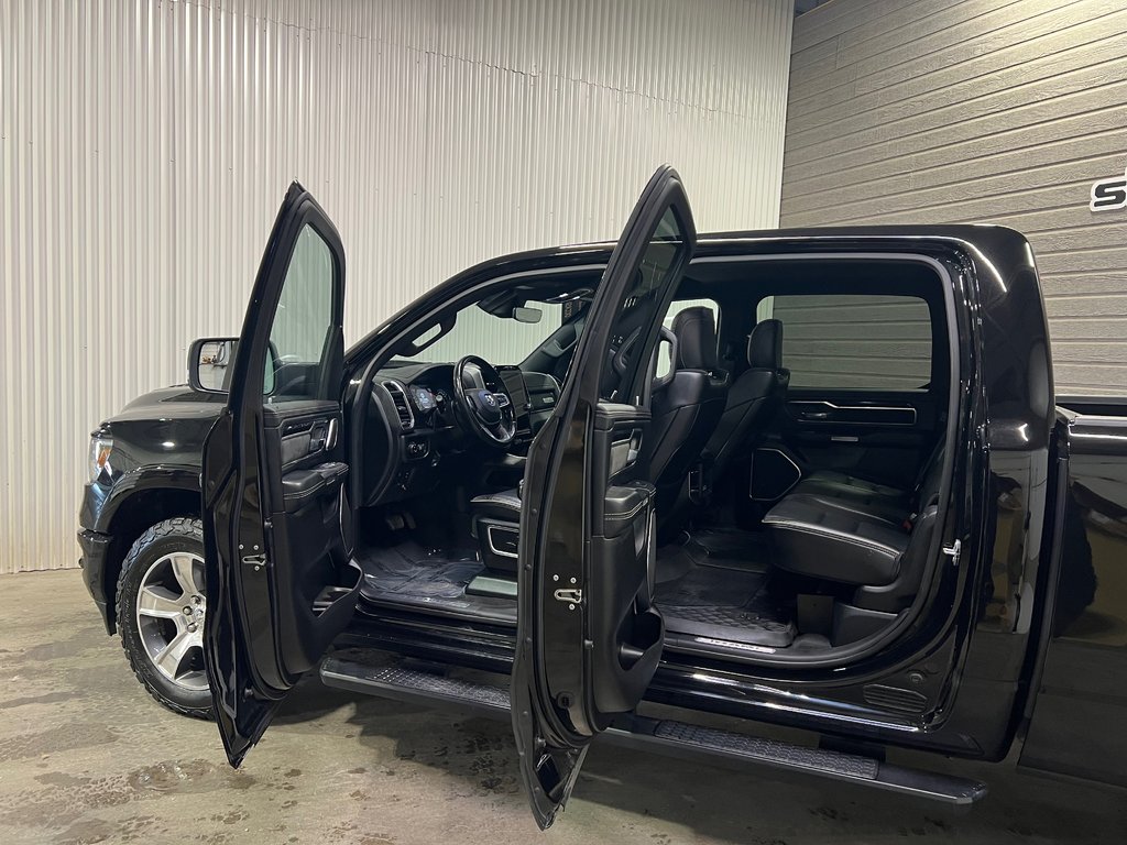 2022 Ram 1500 LARAMIE**4X4**CREW CAB**V8 HEMI **AIR SUSPENSION in Saint-Eustache, Quebec - 20 - w1024h768px