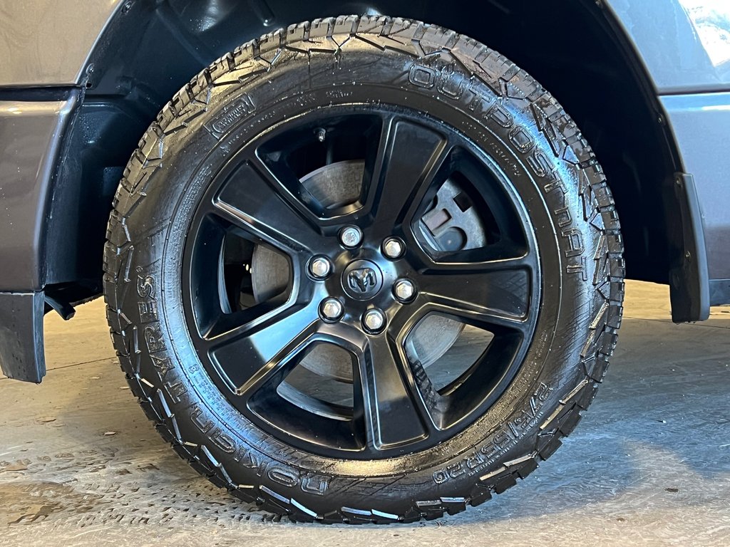 2022 Ram 1500 SPORT**4X4**CREW CAB**V8 5.7L**5'7 BOX**CUIR** in Saint-Eustache, Quebec - 10 - w1024h768px