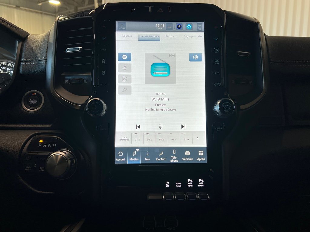 2022 Ram 1500 SPORT**4X4**CREW CAB**V8 5.7L**5'7 BOX**CUIR** in Saint-Eustache, Quebec - 24 - w1024h768px
