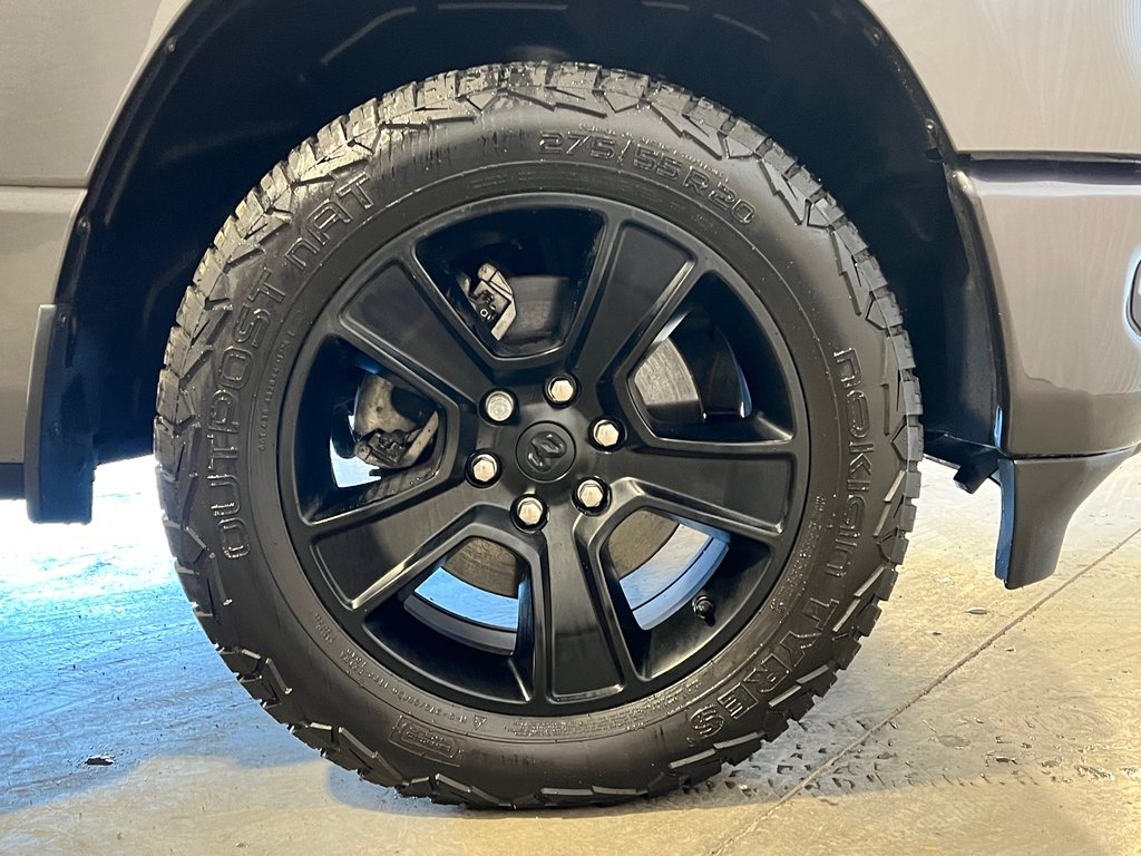 2022 Ram 1500 SPORT**4X4**CREW CAB**V8 5.7L**5'7 BOX**CUIR** in Saint-Eustache, Quebec - 12 - w1024h768px