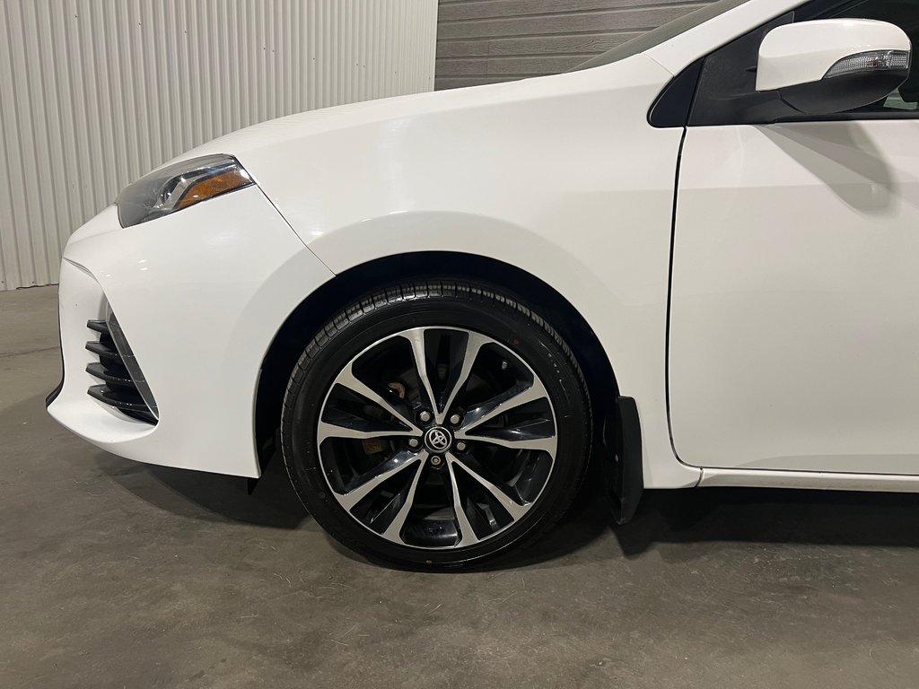 2017 Toyota Corolla SE PREMIUM**TOIT OUVRANT**MAGS 17PO**CRUISE**CVT** in Saint-Eustache, Quebec - 7 - w1024h768px