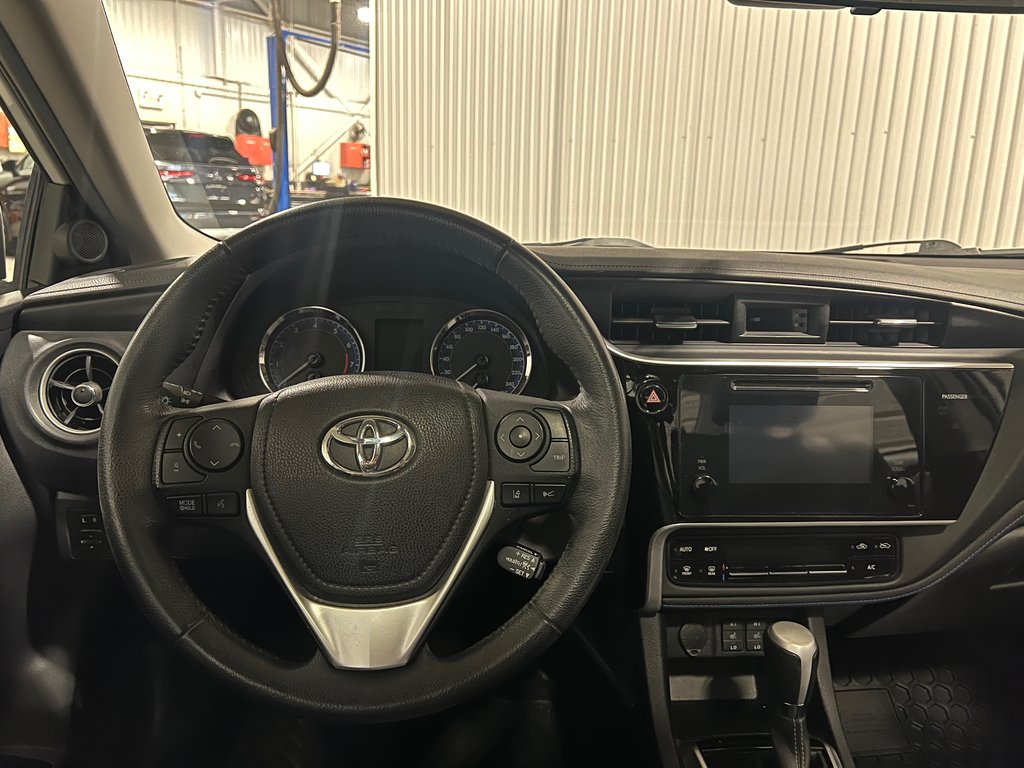 2017 Toyota Corolla SE PREMIUM**TOIT OUVRANT**MAGS 17PO**CRUISE**CVT** in Saint-Eustache, Quebec - 19 - w1024h768px
