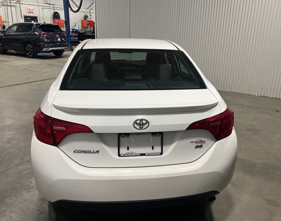2017 Toyota Corolla SE PREMIUM**TOIT OUVRANT**MAGS 17PO**CRUISE**CVT** in Saint-Eustache, Quebec - 4 - w1024h768px