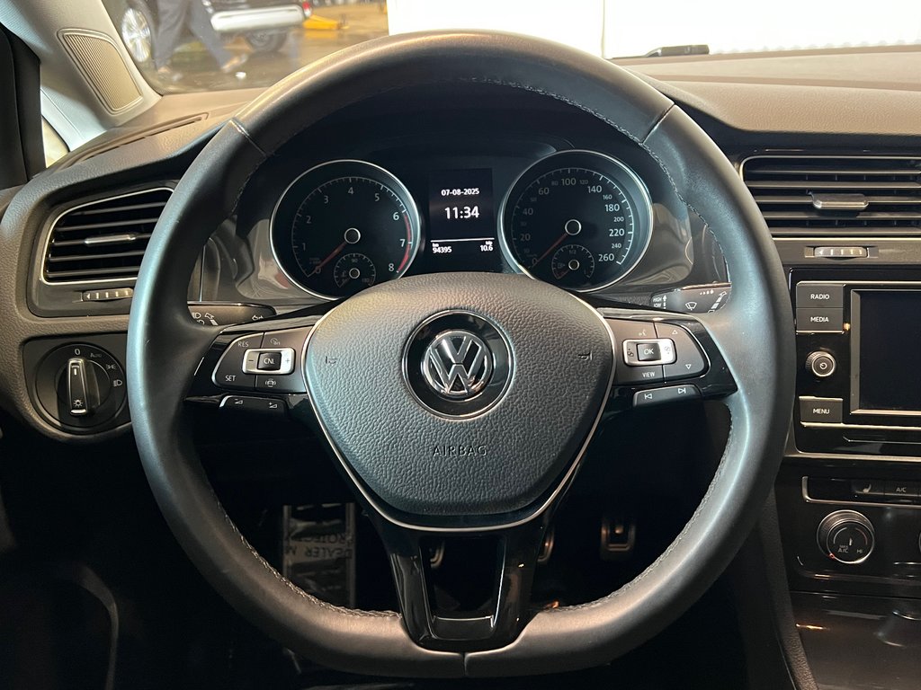 2020 Volkswagen Golf COMFORTLINE**MAGS D'ORIGINE INCLUS**MANUELLE** in Saint-Eustache, Quebec - 20 - w1024h768px