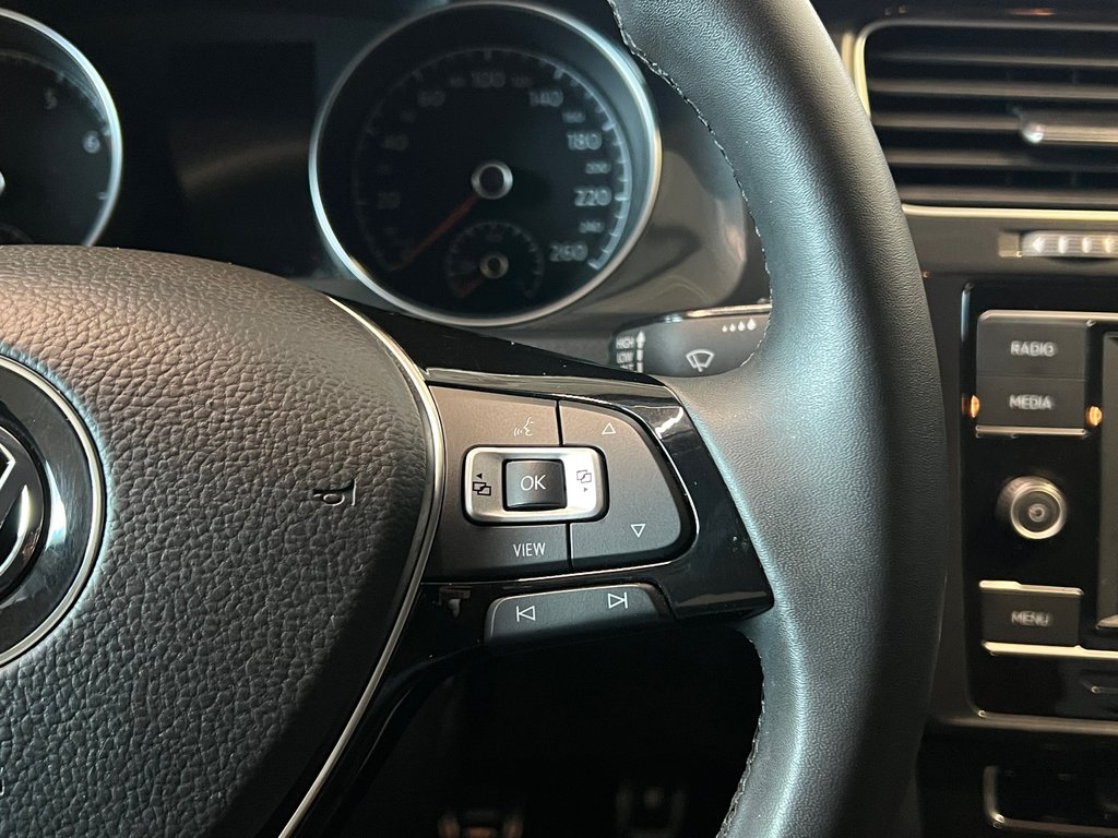 2020 Volkswagen Golf COMFORTLINE**MAGS D'ORIGINE INCLUS**MANUELLE** in Saint-Eustache, Quebec - 22 - w1024h768px