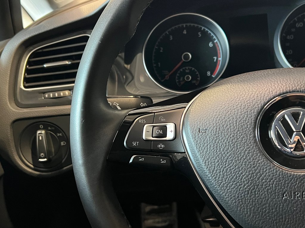2020 Volkswagen Golf COMFORTLINE**MAGS D'ORIGINE INCLUS**MANUELLE** in Saint-Eustache, Quebec - 21 - w1024h768px