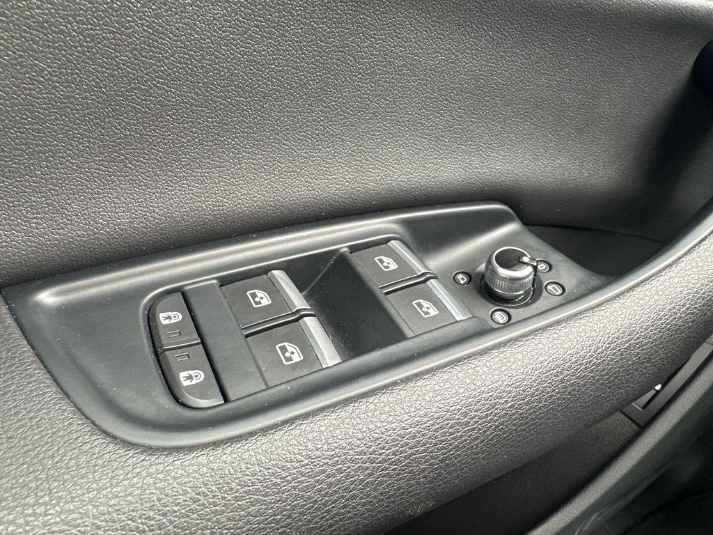 Audi Q7 Progressiv S LINE 55 TFSI 2021 à Amos, Québec - 18 - w1024h768px