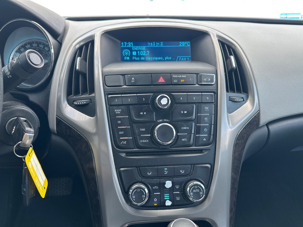 2017 Buick Verano BASE in Amos, Quebec - 12 - w1024h768px