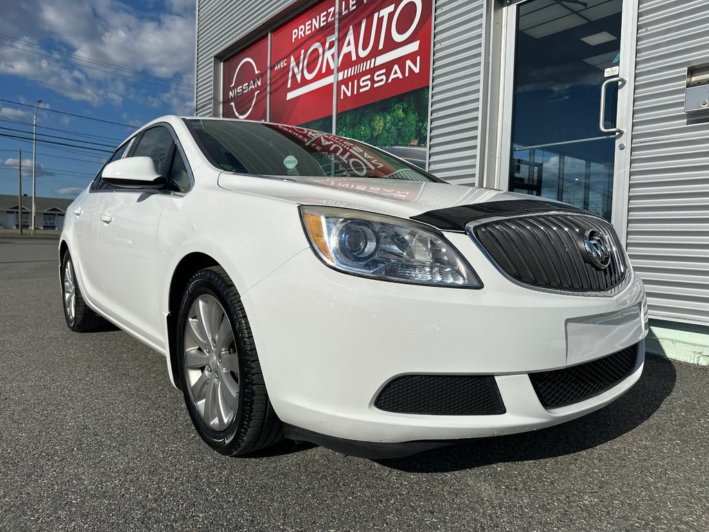 2017 Buick Verano BASE in Amos, Quebec - 2 - w1024h768px