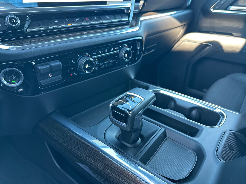 Chevrolet Silverado 1500 LT Trail Boss DIESEL 2024 à Amos, Québec - 13 - w1024h768px