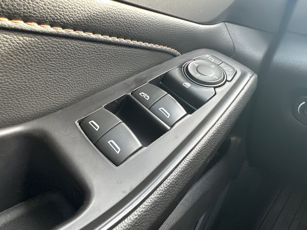 Chevrolet Traverse LT AWD 2020 à Amos, Québec - 18 - w1024h768px