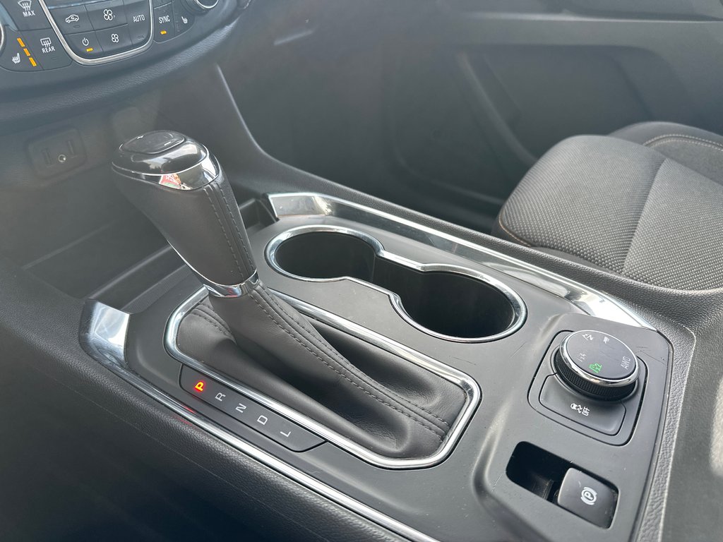 Chevrolet Traverse LT AWD 2020 à Amos, Québec - 12 - w1024h768px