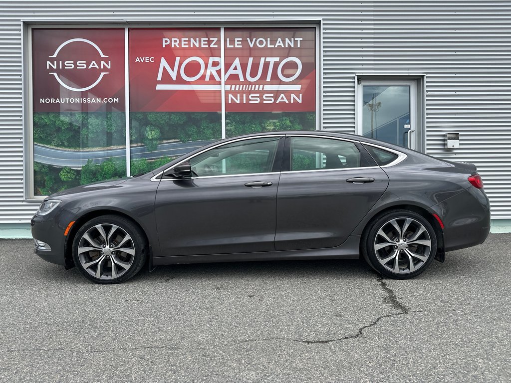 Chrysler 200 C AWD 2015 à Amos, Québec - 3 - w1024h768px