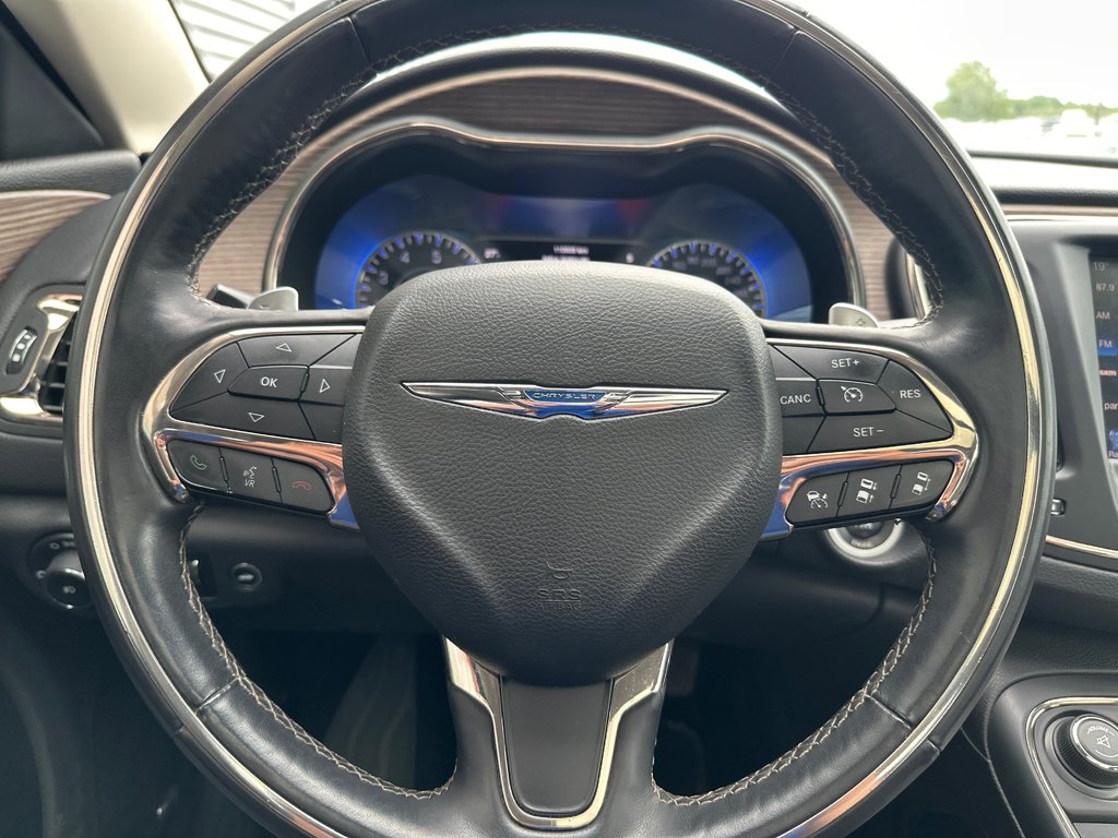 Chrysler 200 C AWD 2015 à Amos, Québec - 10 - w1024h768px