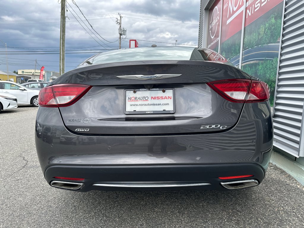 Chrysler 200 C AWD 2015 à Amos, Québec - 8 - w1024h768px