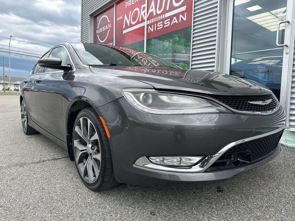 Chrysler 200 C AWD 2015 à Amos, Québec - 2 - w1024h768px