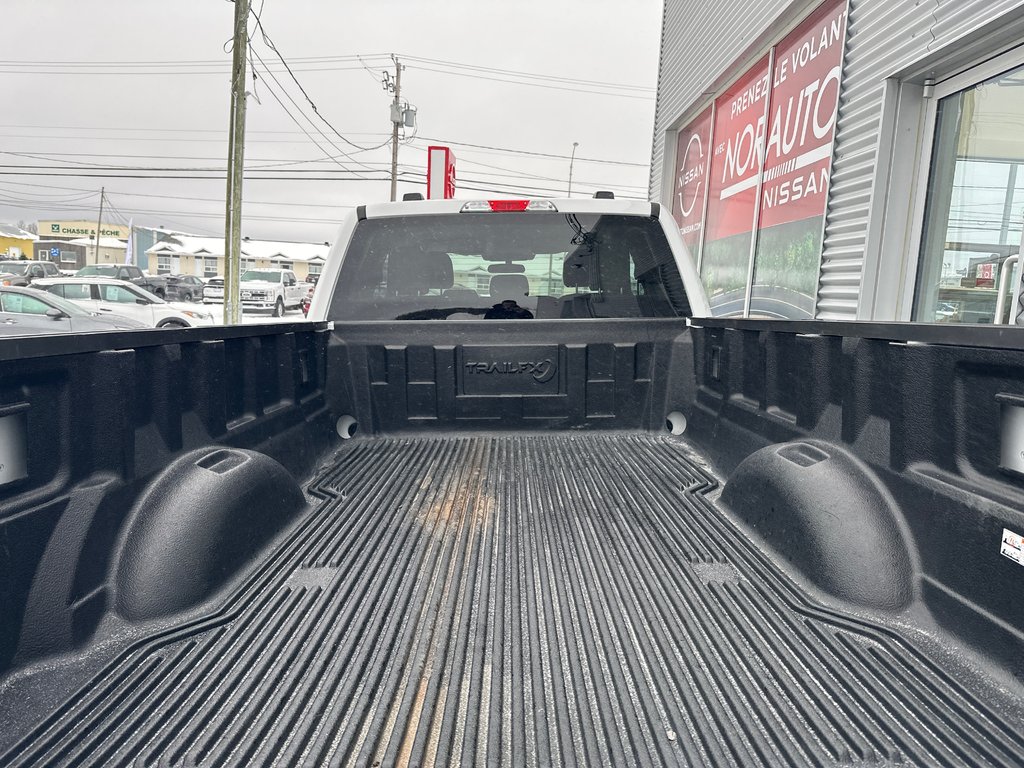 Ford F-150 XLT 5.0L 2023 à Amos, Québec - 19 - w1024h768px