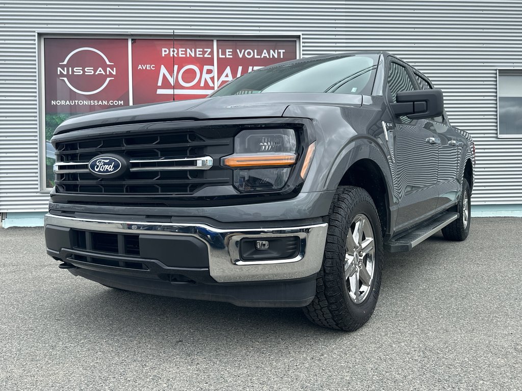Ford F-150 XLT 4X4 SUPERCREW 2025 à Amos, Québec - 1 - w1024h768px