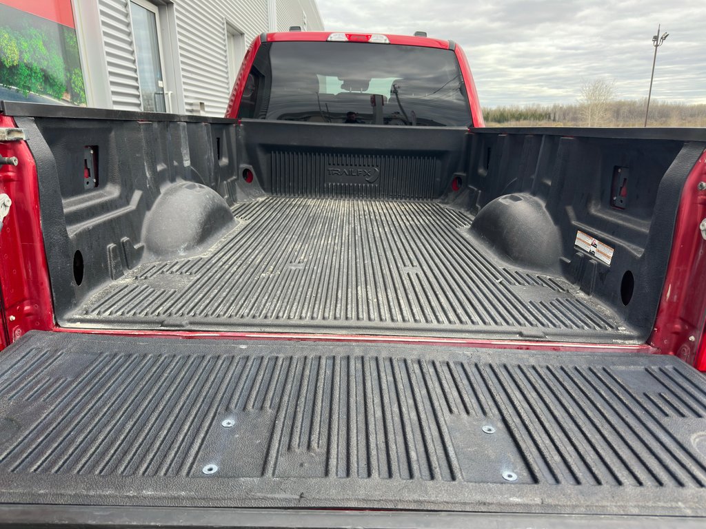 Ford F-250 MOTEUR 6.2 XLT FX4 2022 à Amos, Québec - 12 - w1024h768px