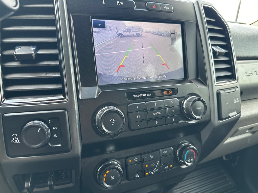 2022 Ford Super Duty F-250 XLT FX4 in Amos, Quebec - 12 - w1024h768px