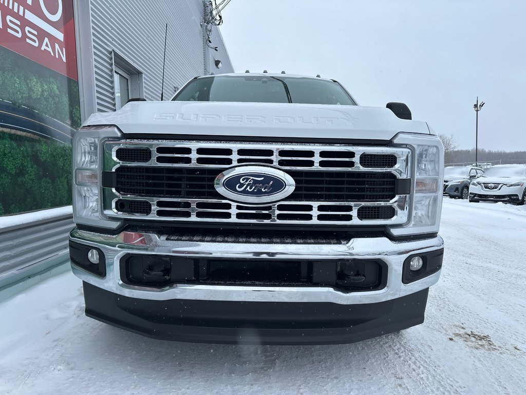 Ford Super Duty F-250 XLT CREW CAB 2023 à Amos, Québec - 7 - w1024h768px