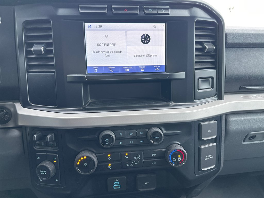 Ford Super Duty F-250 XLT CREW CAB 2023 à Amos, Québec - 11 - w1024h768px