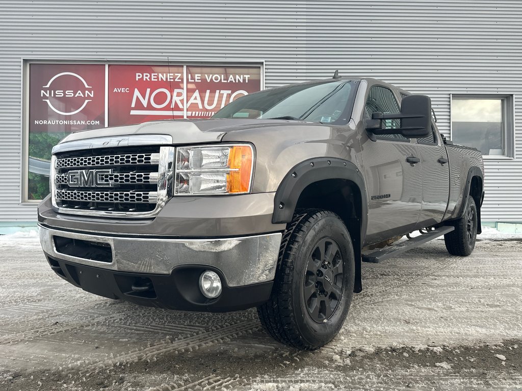 GMC Sierra 2500HD SLE 2012 à Amos, Québec - 1 - w1024h768px