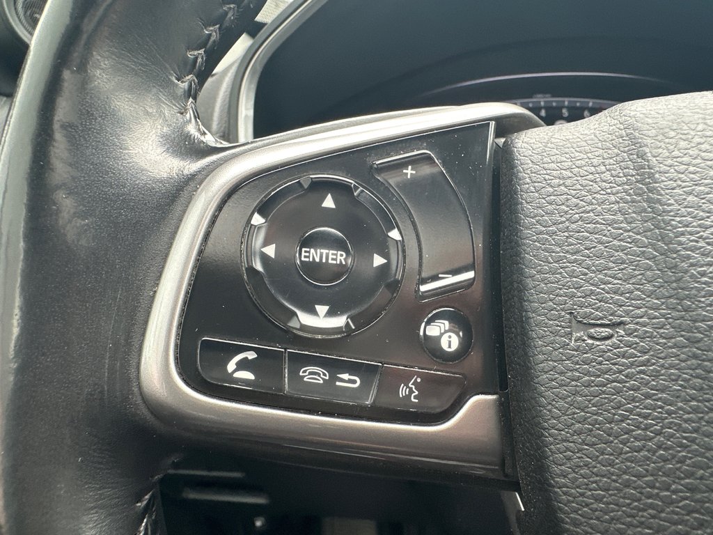 2019 Honda CR-V TOURING AWD in Amos, Quebec - 13 - w1024h768px