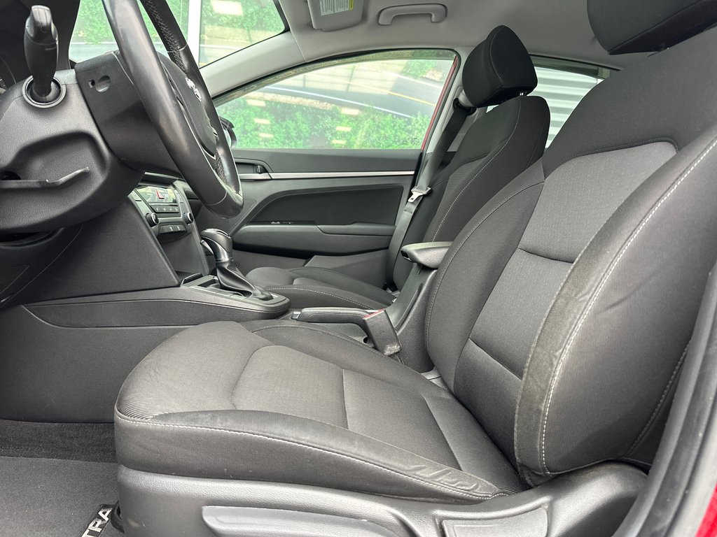 Hyundai Elantra GL 2018 à Amos, Québec - 9 - w1024h768px
