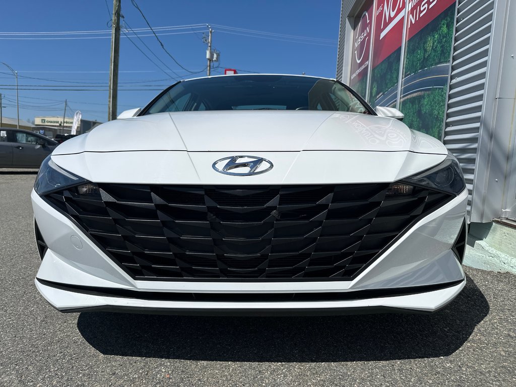 2022 Hyundai Elantra Preferred in Amos, Quebec - 7 - w1024h768px