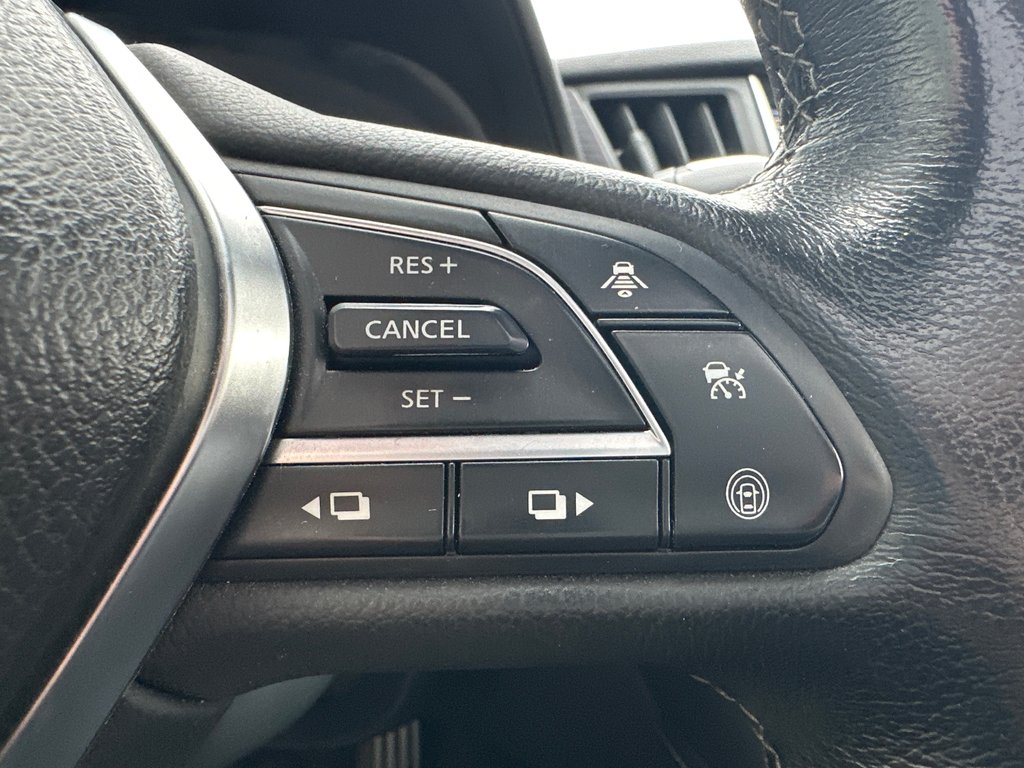 Infiniti Q60 3.0t Red Sport 400 2017 à Amos, Québec - 12 - w1024h768px