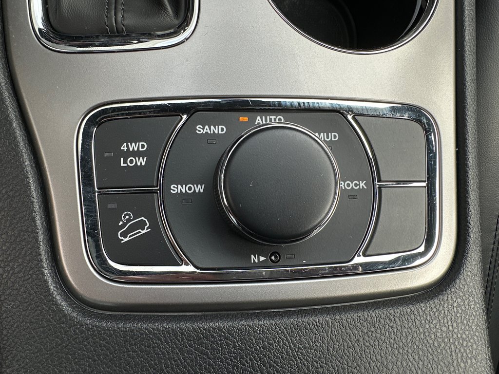 Jeep GRAND CHEROKEE WK Limited AWD 2022 à Amos, Québec - 14 - w1024h768px