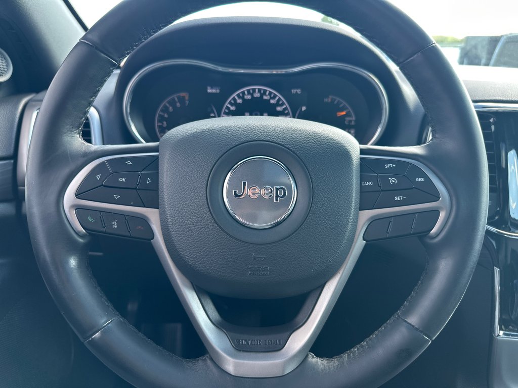 2019 Jeep Grand Cherokee Altitude 4X4 in Amos, Quebec - 10 - w1024h768px