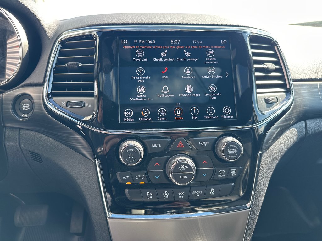 2019 Jeep Grand Cherokee Altitude 4X4 in Amos, Quebec - 11 - w1024h768px