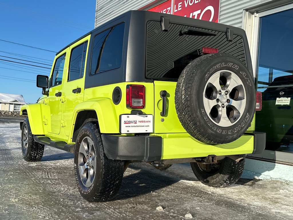 Jeep Wrangler Unlimited Sahara 4X4 2017 à Amos, Québec - 6 - w1024h768px