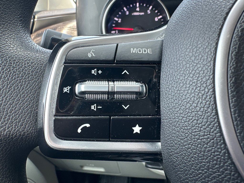 Kia Carnival LX 2022 à Amos, Québec - 13 - w1024h768px