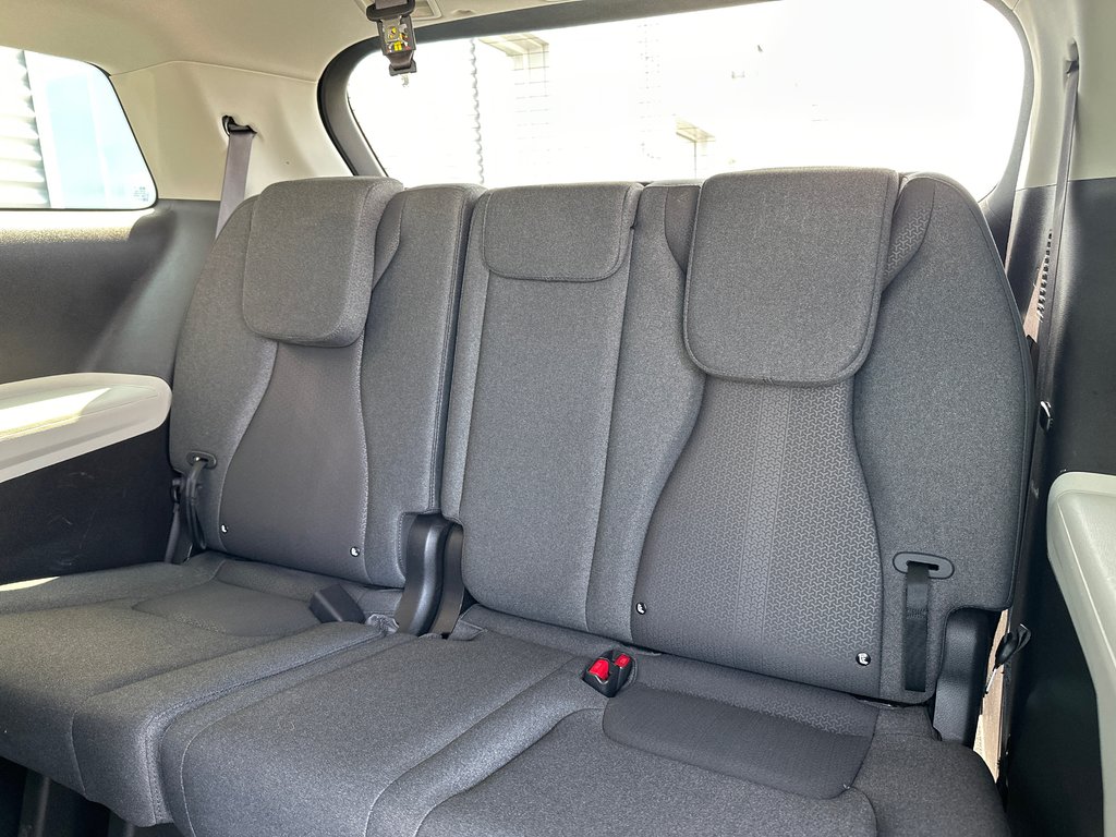 Kia Carnival LX 2022 à Amos, Québec - 18 - w1024h768px