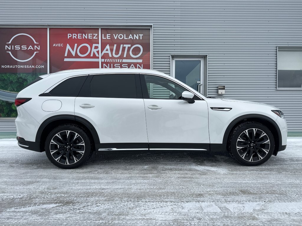 Mazda CX-90 PHEV GT 2024 à Amos, Québec - 4 - w1024h768px