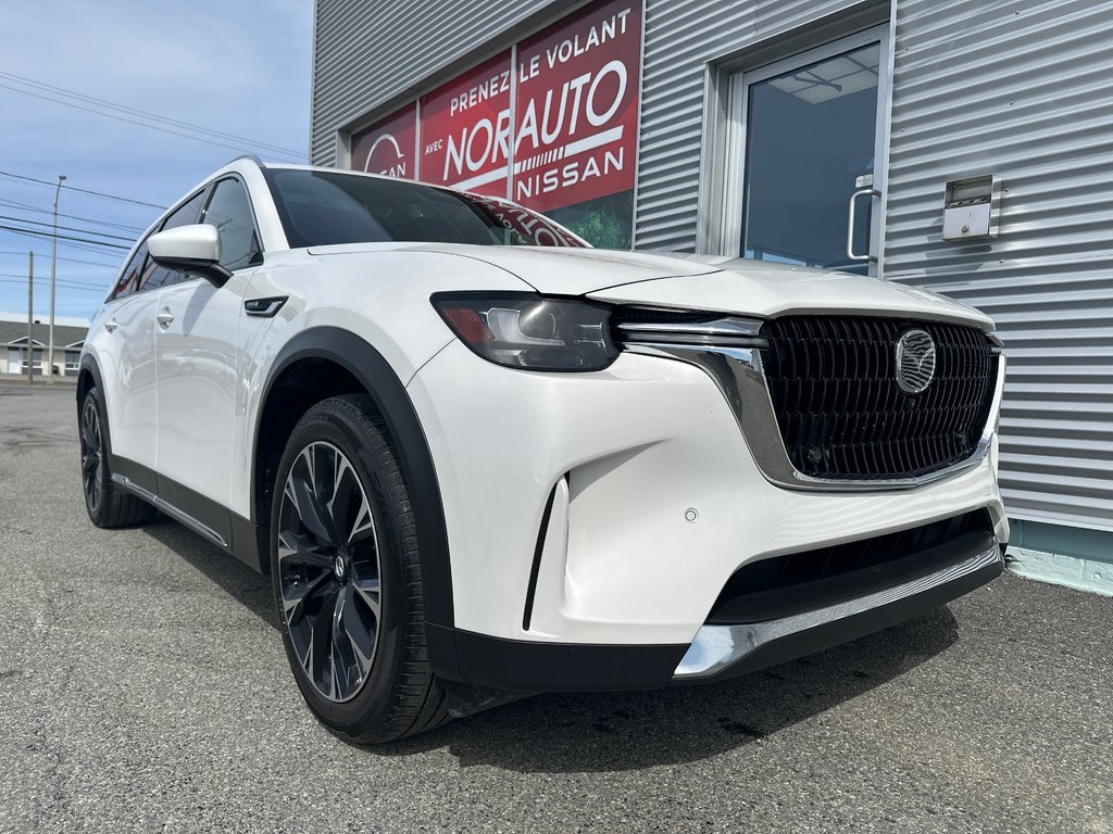 2024 Mazda CX-90 PHEV GT in Amos, Quebec - 2 - w1024h768px