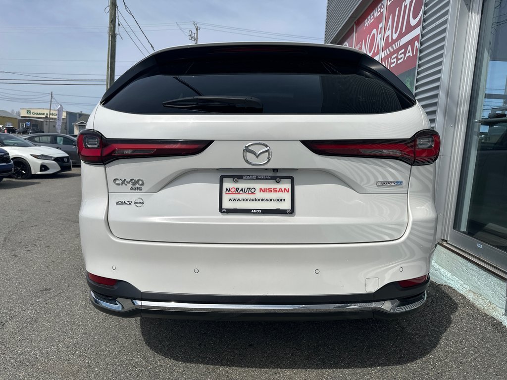 2024 Mazda CX-90 PHEV GT in Amos, Quebec - 8 - w1024h768px