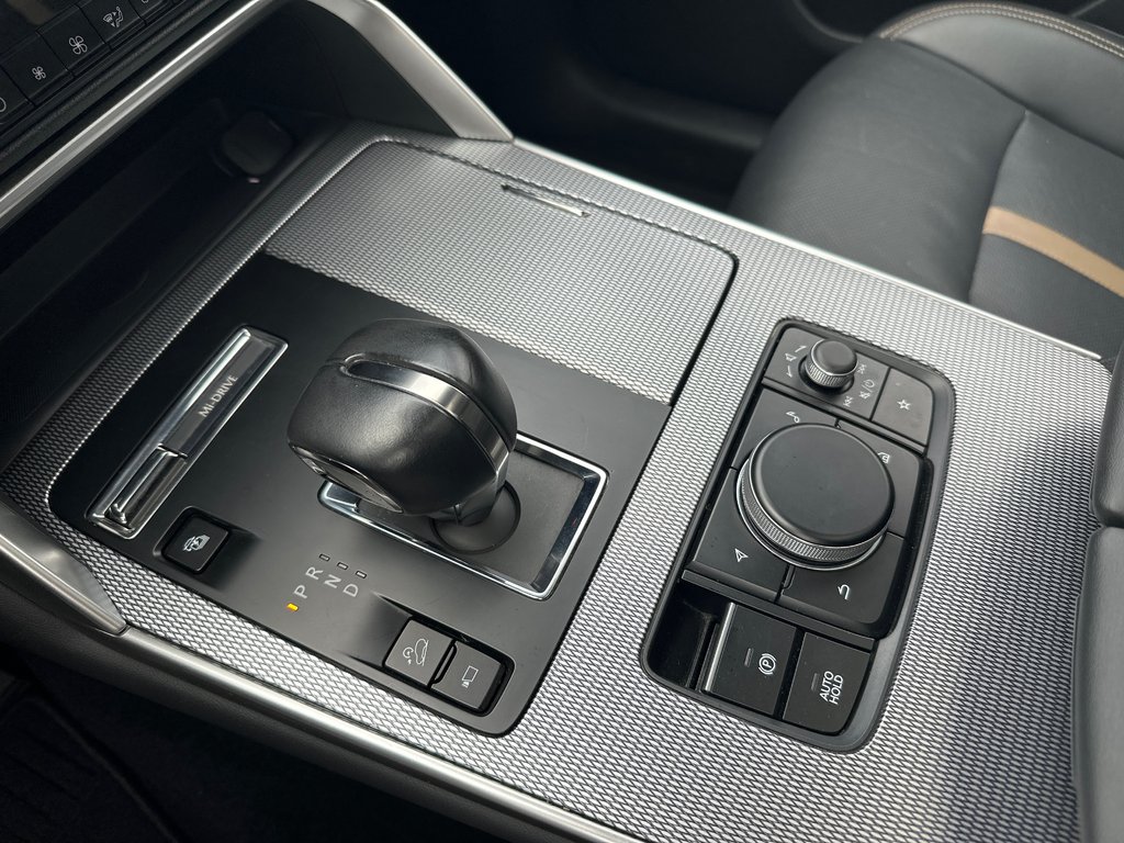 2024 Mazda CX-90 PHEV GT in Amos, Quebec - 13 - w1024h768px
